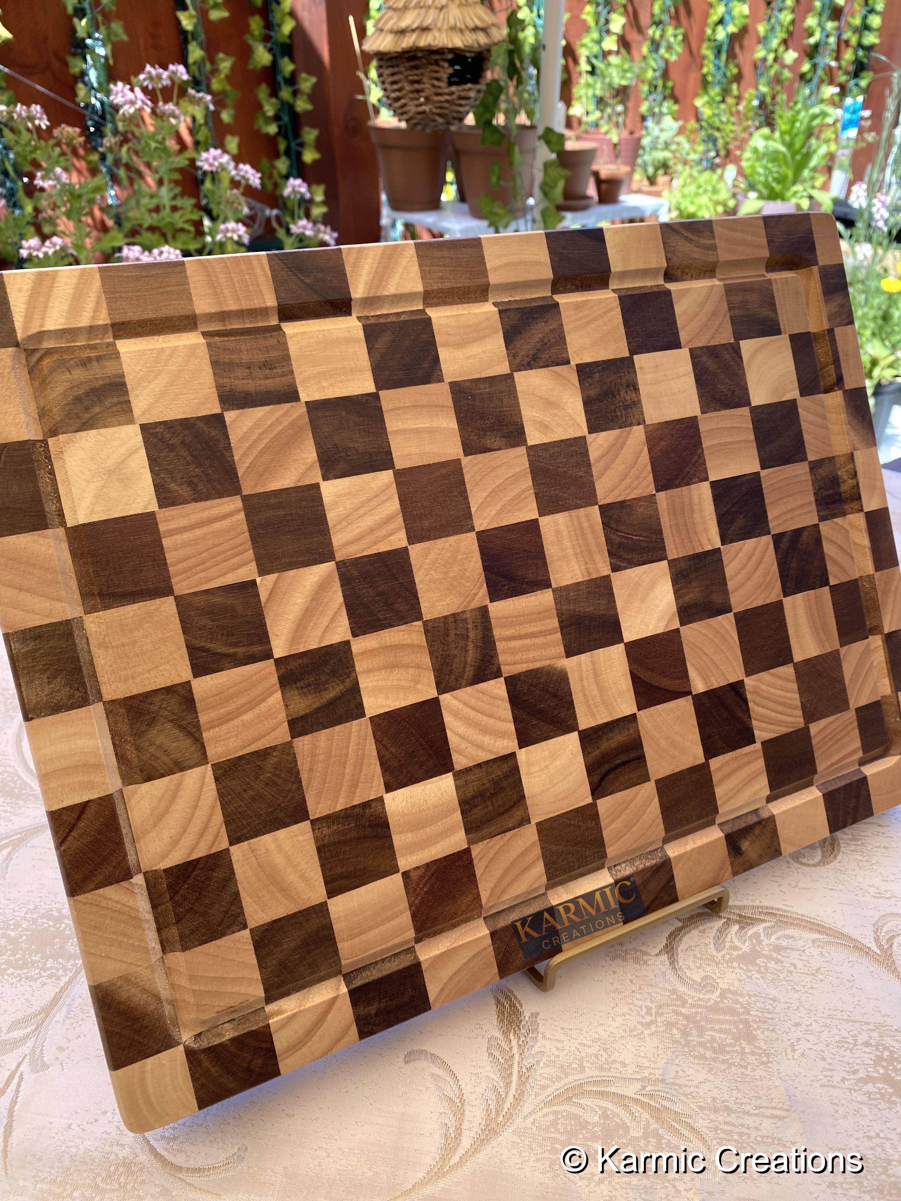 End Grain Checkered Cutting Board (Kitchen Size & BBQ Size): With Juice Groove / Medium
