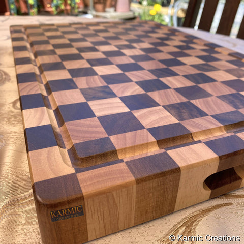 End Grain Checkered Cutting Board (Kitchen Size & BBQ Size): With Juice Groove / Large